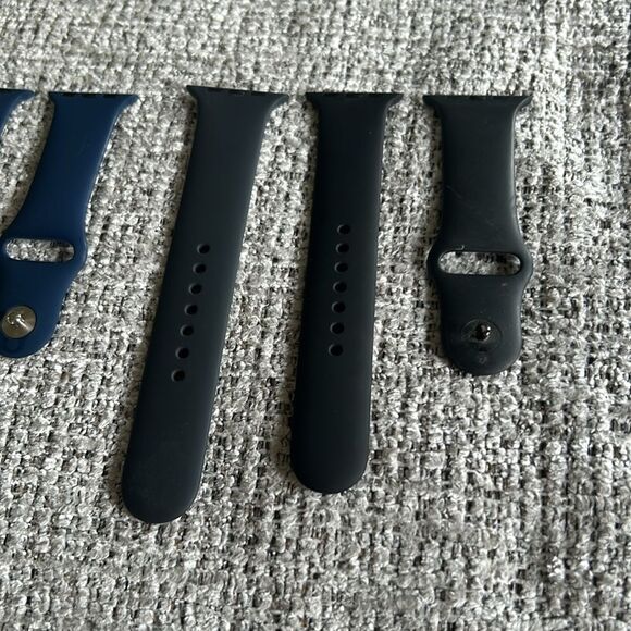 Apple Watch Rubber Straps - Picture 3 of 4